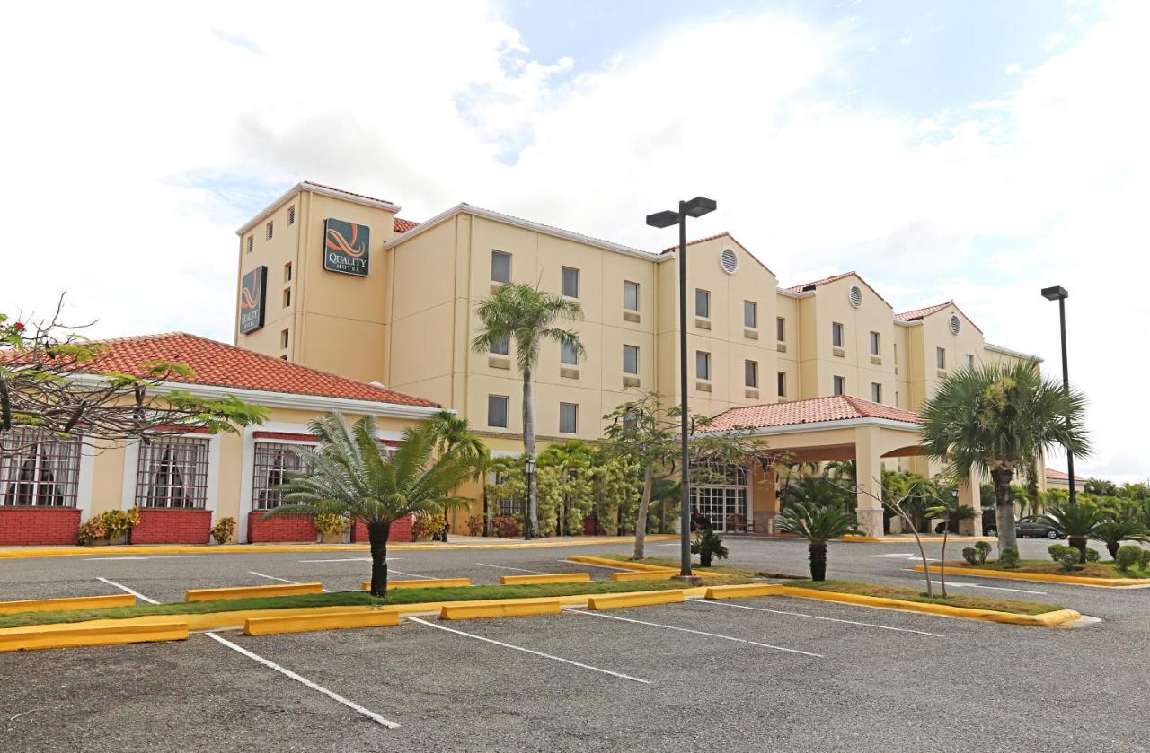 Quality Hotel Real Aeropuerto Santo Domingo Бока-Чика Экстерьер фото