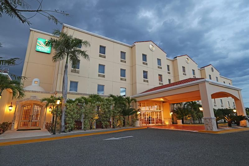 Quality Hotel Real Aeropuerto Santo Domingo Бока-Чика Экстерьер фото